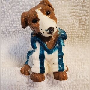 Vintage Collectible Topps 1997 Dog Puppy Jack Russell Figurine Toy Baseball